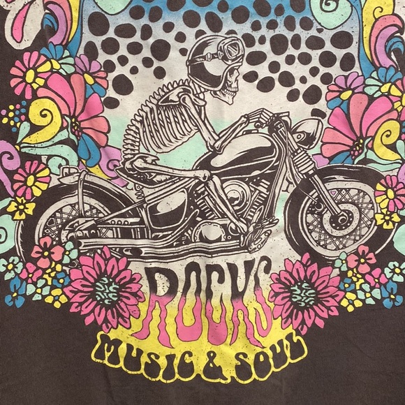 ModernLux Festival TShirt - Picture 4 of 5